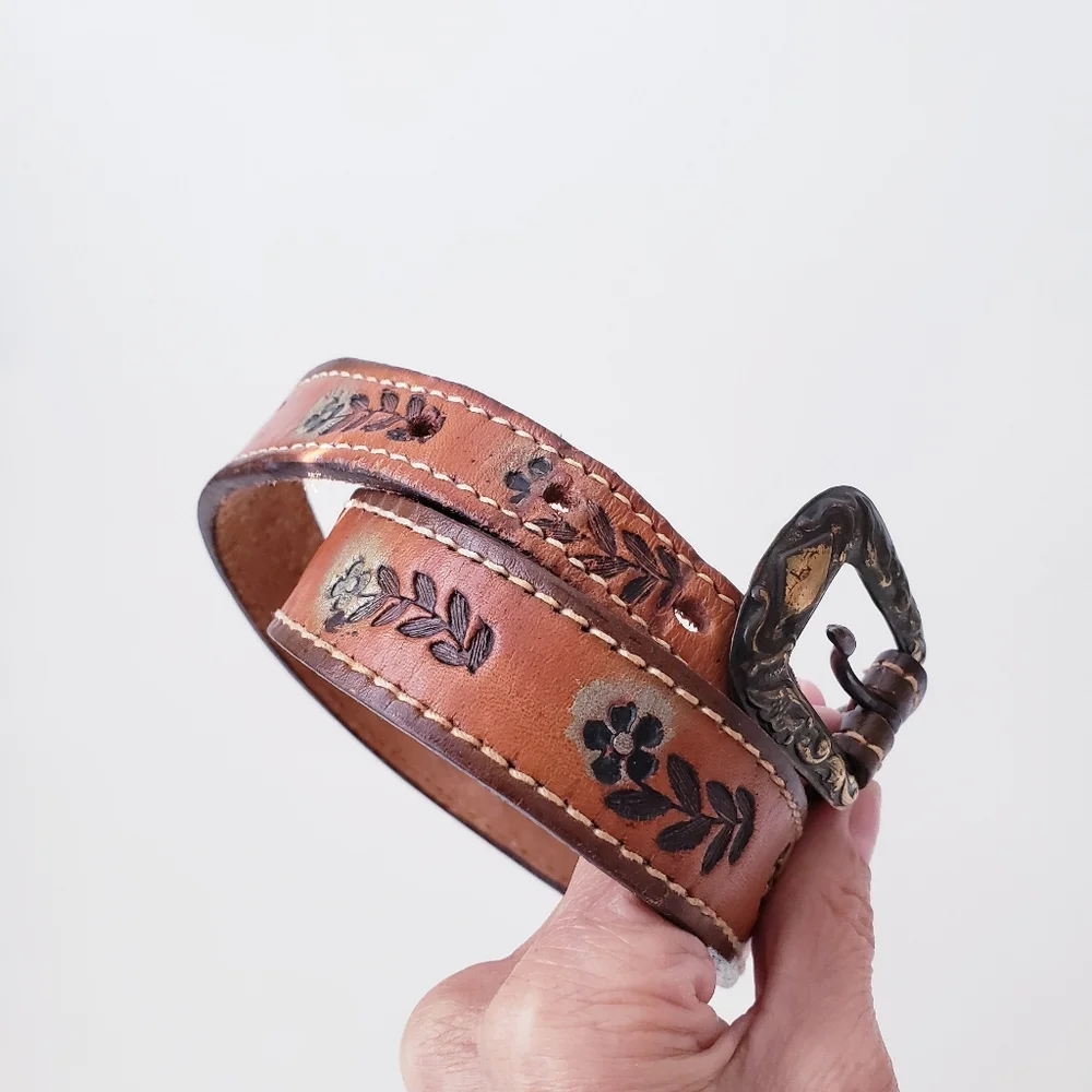 Vintage Tan Floral Embossed Leather Belt - Picture 2 of 9
